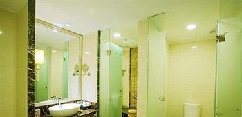 Jinan Zhuo Rui Hotel Hongjialou ภายนอก รูปภาพ